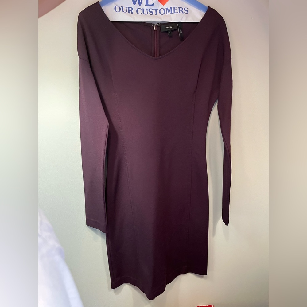 Classy dress by Theory in deep purple — beautiful fit and very lightly worn!